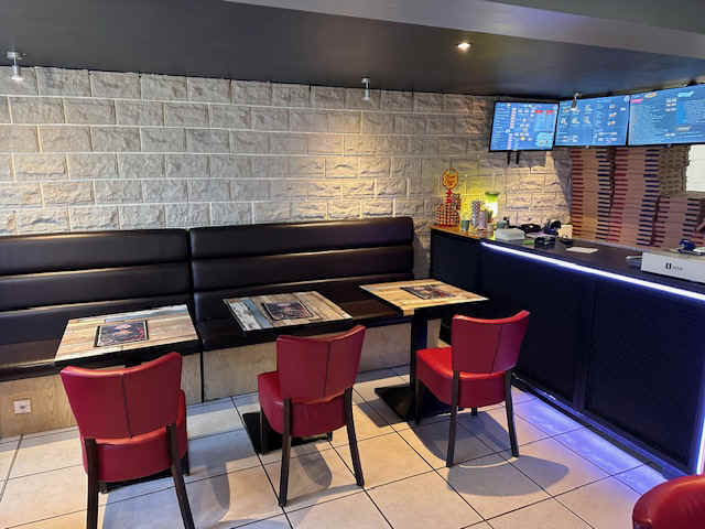 IMG_8017.jpeg (209960 octets)